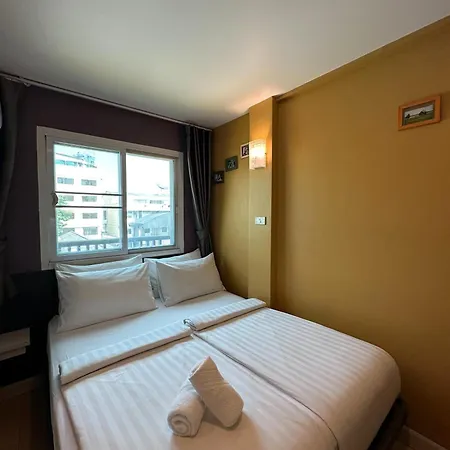 Bbhouse Phra Athit Hotel Bangkok Exterior photo