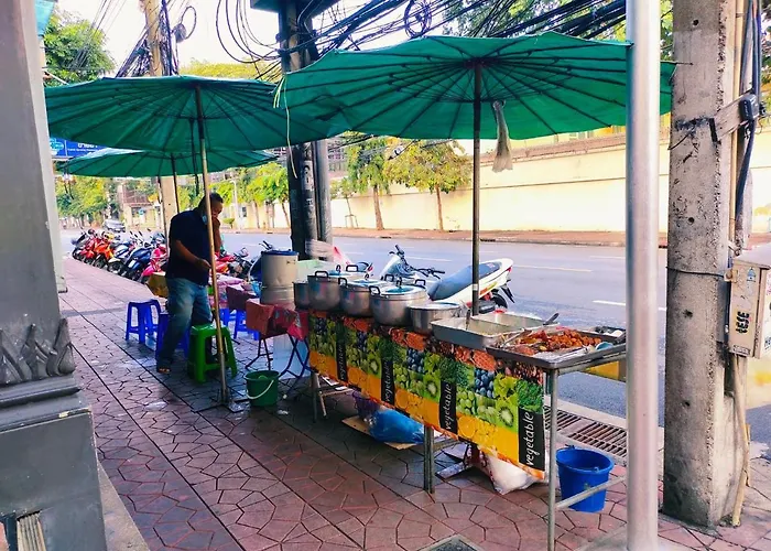 Bbhouse Phra Athit