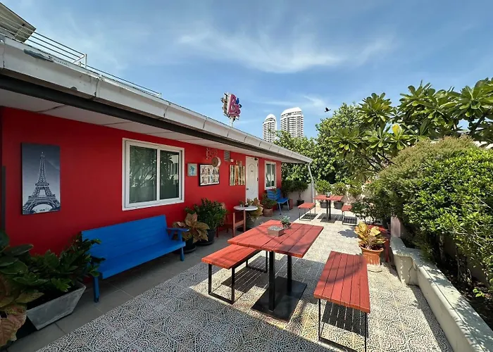 Bbhouse Phra Athit